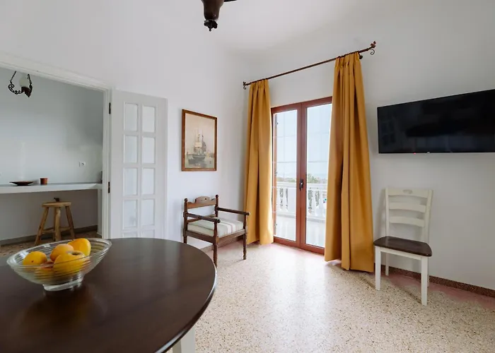 Kaminia Homes Villa *