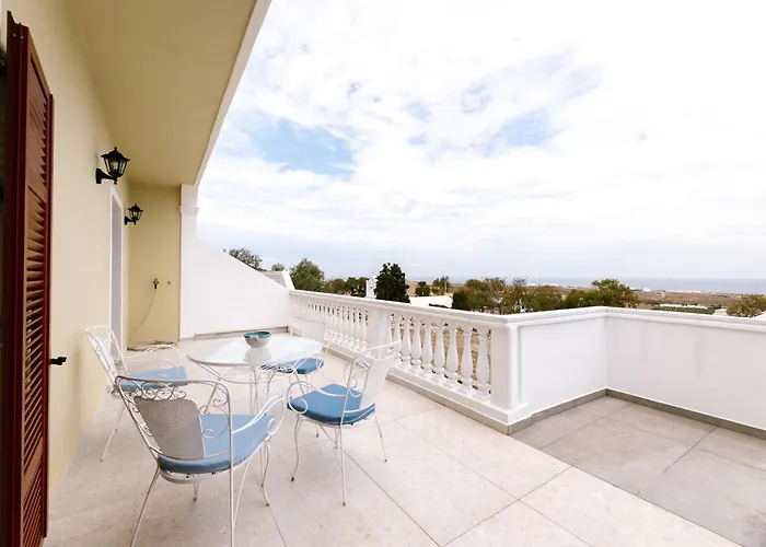 Kaminia Homes Villa *