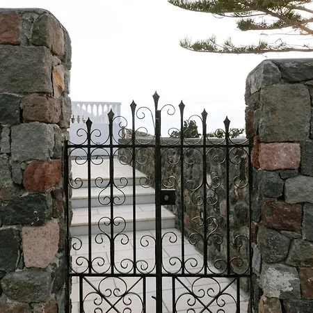 Вилла Kaminia Homes Exo Gonia