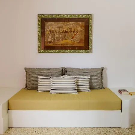 Kaminia Homes