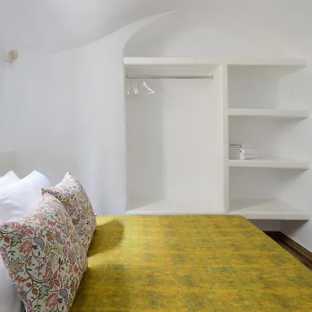 Kaminia Homes * Éxo Goniá