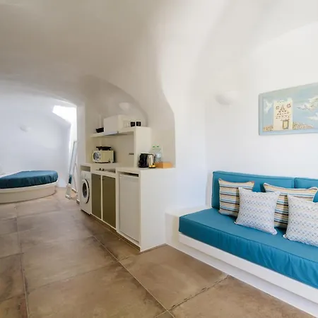 Villa Kaminia Homes