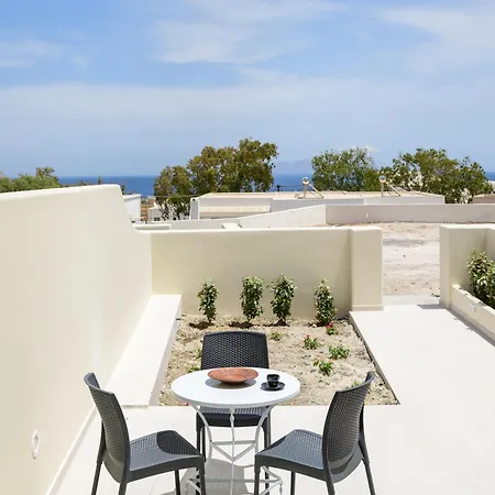 Kaminia Homes *