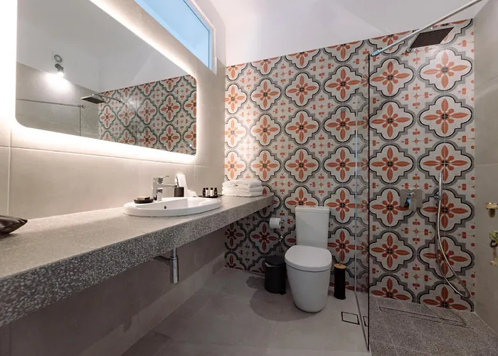 Kaminia Homes Exo Gonia