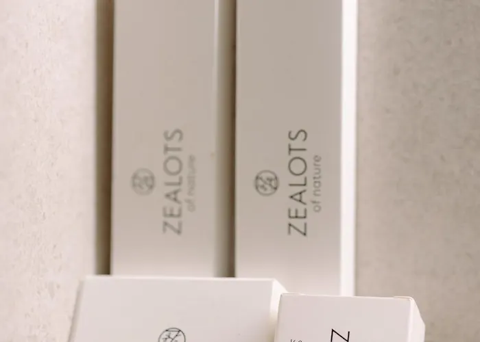 Kaminia Homes 别墅 *